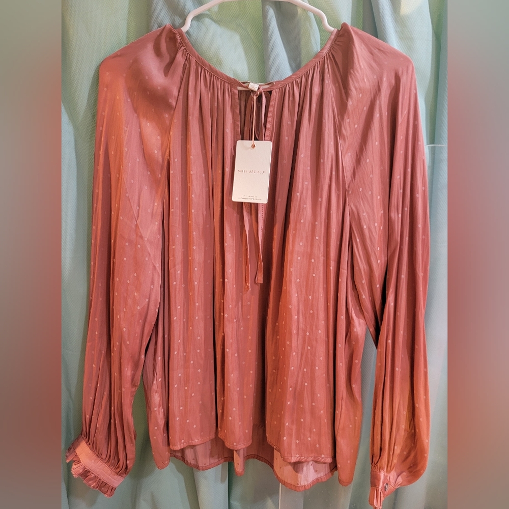 Skies are blue blouse